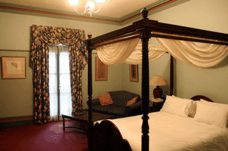 The Yarra Glen Grand Hotel - Kawana Tourism