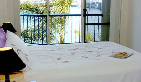 Port Lincoln Waterfront Apartments - Kawana Tourism 3