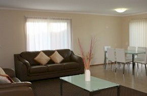 Paradise Holiday Apartments Villas - Kawana Tourism 1