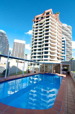 Victoria Square Luxury Apartments - Kawana Tourism 3