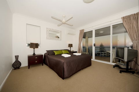 San Mateo On Broadbeach - Kawana Tourism 1