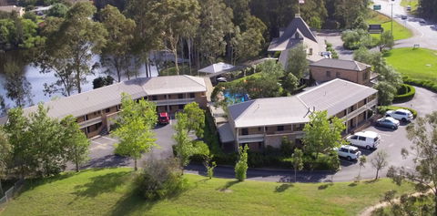 Lincoln Downs Resort & Spa - Kawana Tourism 4