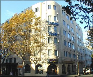 De Vere Hotel Sydney - Kawana Tourism 0