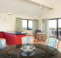 Peregian Court Resort - Kawana Tourism