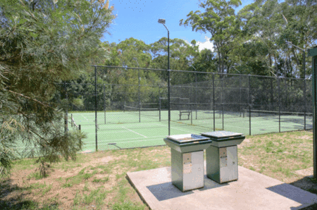 Colonial Ridge Resort - Kawana Tourism 1