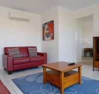 Kings Way Apartments - Kawana Tourism