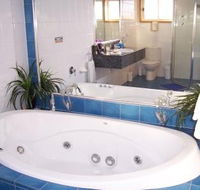 Bateau Bay Beachfront Luxury Accomodation - Kawana Tourism