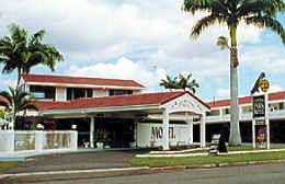 Central Park Motel - Kawana Tourism 1