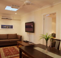 Manly Lodge Boutique Hotel - Kawana Tourism