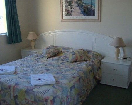 Fairseas Apartments - Kawana Tourism 3