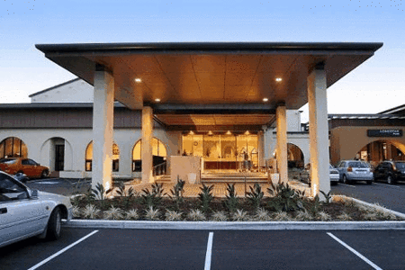 Quality Hotel Mermaid Waters - Kawana Tourism