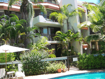Old Burleigh Court Holiday Apartments - Kawana Tourism 4