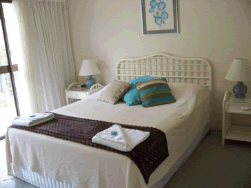 Old Burleigh Court Holiday Apartments - Kawana Tourism 6