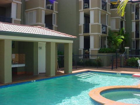 Beaches On Wave Street - Kawana Tourism 1
