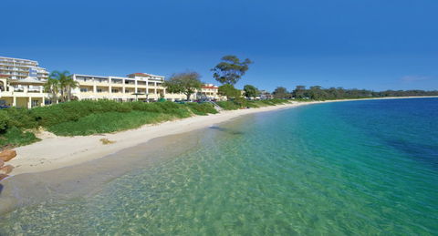 Ramada Resort Shoal Bay - Kawana Tourism 1