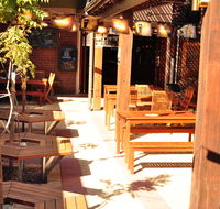 Brecknock Hotel - Kawana Tourism