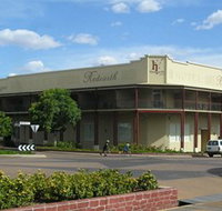 Redearth Boutique Hotel - Kawana Tourism