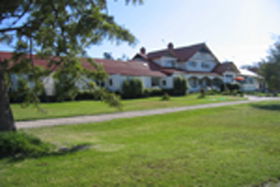 Clarence Point Lodge - Kawana Tourism 0