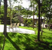 Emeraldene Inn amp Eco-Lodge - Kawana Tourism