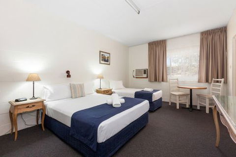 Gulgong Motel - Kawana Tourism 1