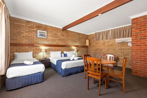 Gulgong Motel - Kawana Tourism 2