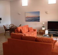 Lennox Beach Resort - Kawana Tourism