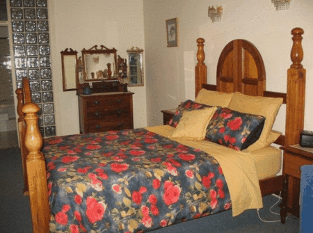 Cedars Indulgence Retreat - Kawana Tourism