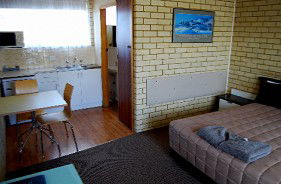 Coastal Comfort Motel - Kawana Tourism 5