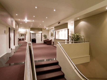 Hotel Grand Chancellor - Kawana Tourism