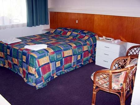 Renmark Motor Inn - Kawana Tourism 1