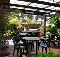 Lake Front Motel - Kawana Tourism