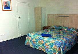 Mango Tree Motel - Kawana Tourism 1