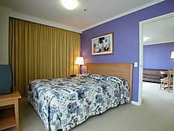 Waldorf Apartments Hotel Canberra - Kawana Tourism 2