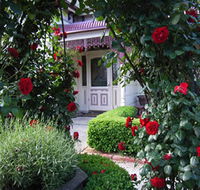 Bed and Breakfast at Stephanie's - Kawana Tourism