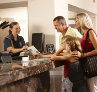 Brisbane Holiday Village - Kawana Tourism