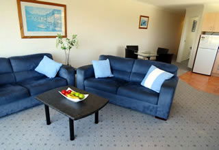 Crown Apartments Merimbula - Kawana Tourism 2