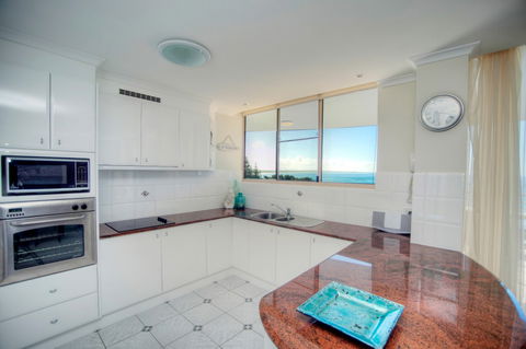 Beaches International - Kawana Tourism 3