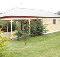 Gumtrees Cottage - Kawana Tourism