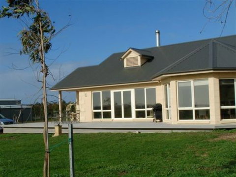 Mayfair Park - Kawana Tourism 1