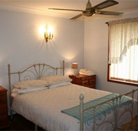 Caits Cottage Bed And Breakfast - Kawana Tourism