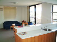Waitara Furnished Apartments - Kawana Tourism 6