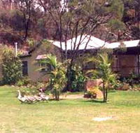 Kookaburra Cottage Farmstay - Kawana Tourism