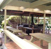 Melaleuca Grove Holiday Units amp Motor Inn - Kawana Tourism