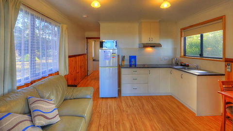 Captain Cook Holiday Park - Kawana Tourism 3