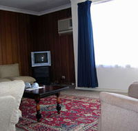 Black Opal Holiday Units - Kawana Tourism