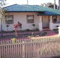 Cottage On Tottenham - Kawana Tourism
