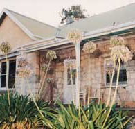 Middle River Homestead amp Cottages - Kawana Tourism