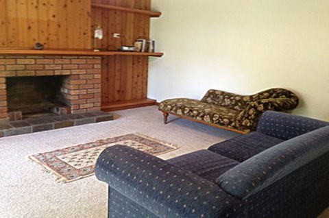 Woodlands Retreat - Kawana Tourism 1