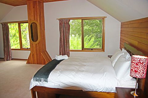 Woodlands Retreat - Kawana Tourism 3