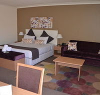 Country Comfort Hunts Liverpool - Kawana Tourism